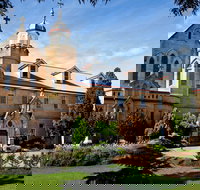 Abbey of the Roses - Accommodation in Bendigo