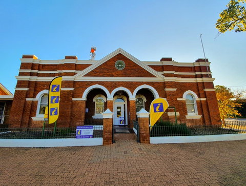 Cobar Visitor Information Centre - Accommodation in Bendigo 0