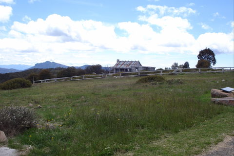 Craig's Hut - Accommodation in Bendigo 2
