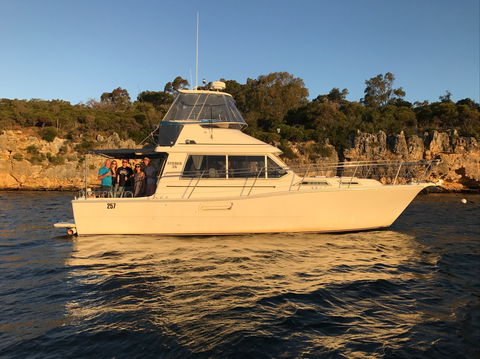 Cruising The  Swan River In At Sunset With Boutique Cruise - Accommodation in Bendigo 0