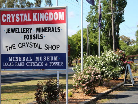 Crystal Kingdom - Accommodation in Bendigo 2