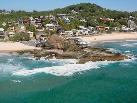 Currumbin Waters - Accommodation in Bendigo 1