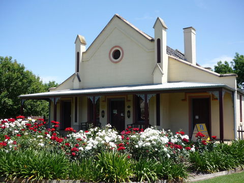 Quondong Cottage - Accommodation in Bendigo 2