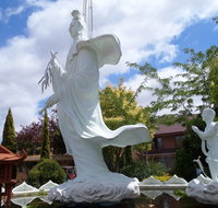 Sakyamuni Buddhist Centre/Van Hanh Monastery - Accommodation in Bendigo