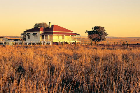Settler's Route - Accommodation in Bendigo 0