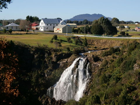Waratah Falls - Accommodation in Bendigo 0
