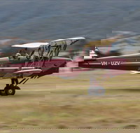 Watts Bridge Memorial Airfield - Accommodation in Bendigo