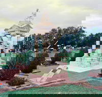 Weeping Mother Memorial - Accommodation in Bendigo