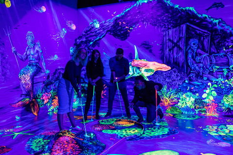 Glowing Rooms 3D Mini Golf - Accommodation in Bendigo 0