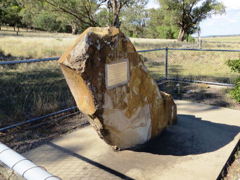 John Oxley Monument - Accommodation in Bendigo 1