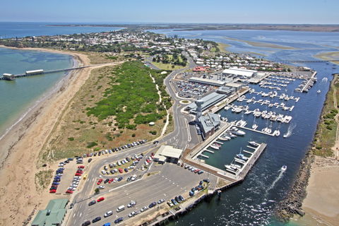 Queenscliff Harbour - Accommodation in Bendigo 1