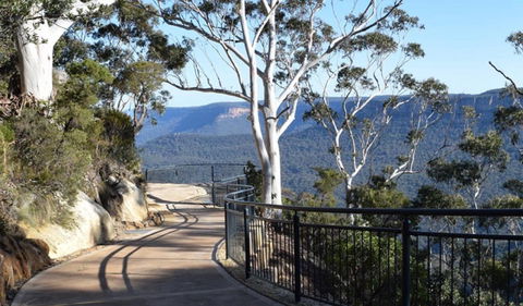 Three Sisters Walk - Accommodation in Bendigo 0