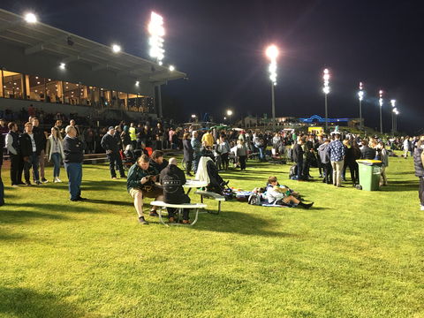 Cranbourne Greyhound Racing Club - Accommodation in Bendigo 2