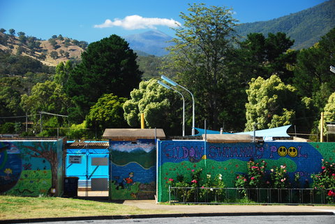 Eildon Outdoor Swimming Pool - Accommodation in Bendigo 0