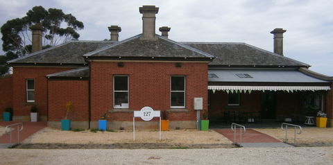 Gallery 127 - Accommodation in Bendigo 1