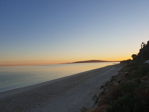 McCrae Beach - Accommodation in Bendigo 0