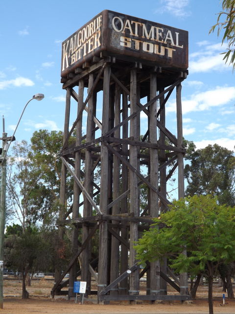 Merredin Railway Water Tower - Accommodation in Bendigo 1