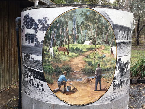 Tatong Tavern Water Tank - Accommodation in Bendigo 0
