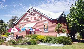 Huskisson Pictures - Accommodation in Bendigo 0