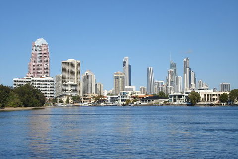 Romantic Gondola Dinner Cruise For Two - Accommodation in Bendigo 2
