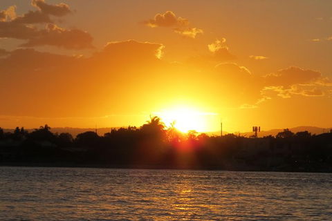 Romantic Gondola Dinner Cruise For Two - Accommodation in Bendigo 10