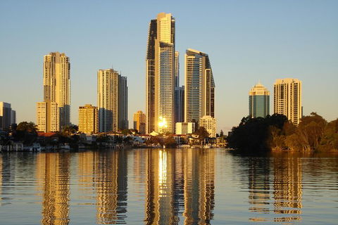 Romantic Gondola Dinner Cruise For Two - Accommodation in Bendigo 3