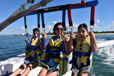Gold Coast Parasailing - Solo, Tandem, Triple - Accommodation in Bendigo 2