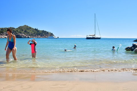 Magnetic Island Sailing BBQ Lunch Cruise - Accommodation in Bendigo 3