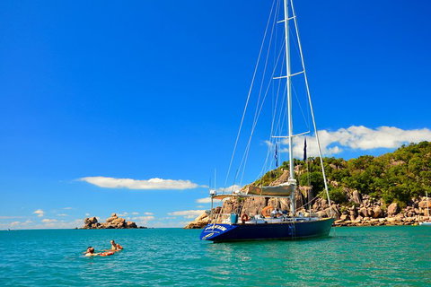 Magnetic Island Sailing BBQ Lunch Cruise - Accommodation in Bendigo 4
