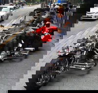 Unique vehicle tour around Brisbane - Accommodation in Bendigo