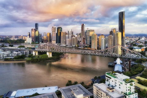 Brisbane Airport Transfers : Brisbane Airport BNE To Brisbane In Luxury Van - Accommodation in Bendigo 4