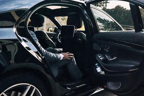 Departure Private Transfers: Adelaide To Adelaide Airport ADL In Business Car - Accommodation in Bendigo 4