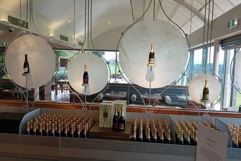 Day Tour Of Yarra Valley Puffing Billy And Rayners Orchard - Accommodation in Bendigo 8