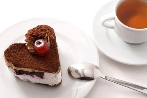 Romance Cruise + Scenic Tour + Beer Tasting + 3 Course Lunch + Hamper - Accommodation in Bendigo 1
