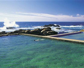Blue Pool - Accommodation in Bendigo 0