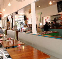 Isa Brown - Accommodation in Bendigo