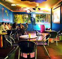 Locusta - Accommodation in Bendigo