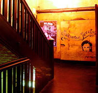 Revolver - Accommodation in Bendigo