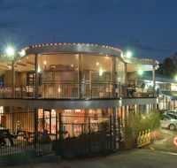 Castle Hill Tavern - Accommodation in Bendigo