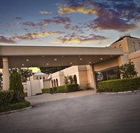 Shangri-La Gardens - Accommodation in Bendigo