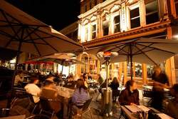 Atomic Bar - Accommodation in Bendigo 0