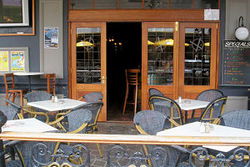 The Fox Ale House - Accommodation in Bendigo 1