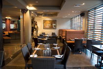 Monsoons Restaurant And Party Bar - Accommodation in Bendigo 2