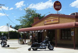 Albion Hotel Swifts Creek - Accommodation in Bendigo 3