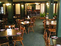 Pig & Whistle Bar & Bistro - Accommodation in Bendigo 3
