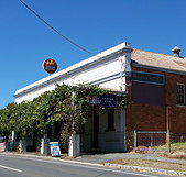 Red Hill Hotel - Accommodation in Bendigo