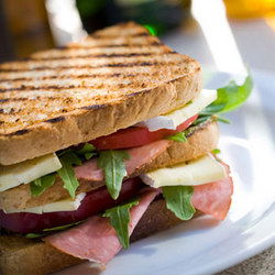 Victoria Hotel - Accommodation in Bendigo 1