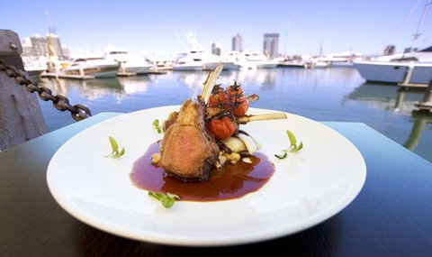 Glass Dining & Lounge Bar - Accommodation in Bendigo 2