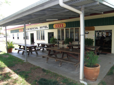 Commercial Hotel Wowan - Accommodation in Bendigo 1