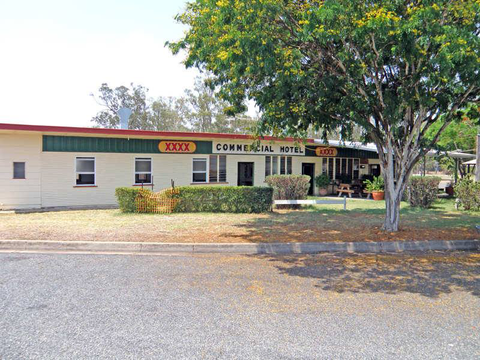 Commercial Hotel Wowan - Accommodation in Bendigo 2